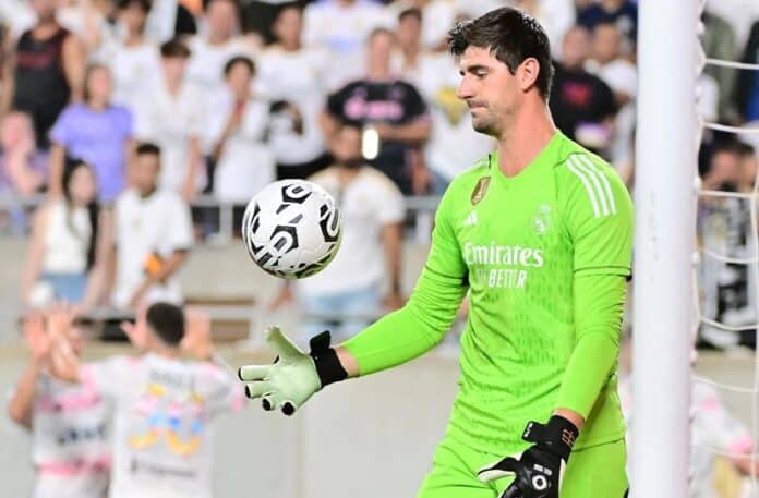 3755973-76409388-2560-1440 "فيفا" يفرض تعديلات على حراس المرمى ويُدخل الكاميرات في التحكيم