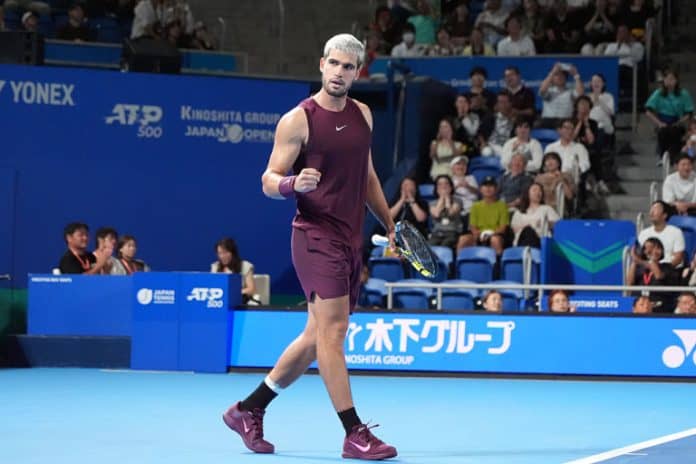 GettyImages-2238038836-768x512 ألكاراس يفوز بلقب طوكيو (ATP 500) بعد تخطي فريتز في النهائي