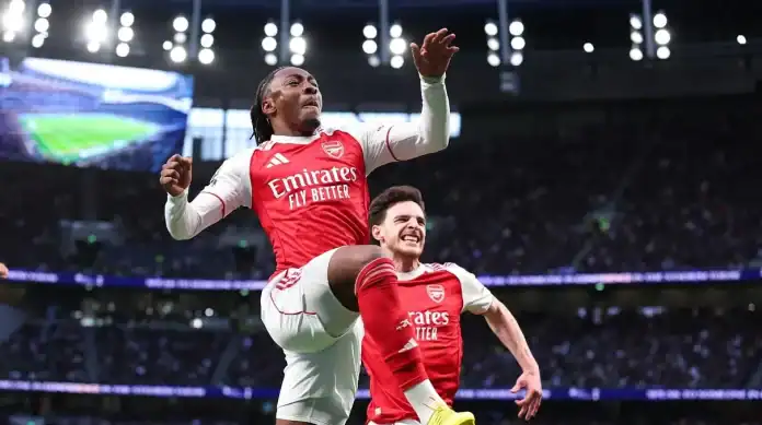 image أرسنال يُذل توتنهام 4-1 ويُعيد الفارق إلى 5 نقاط