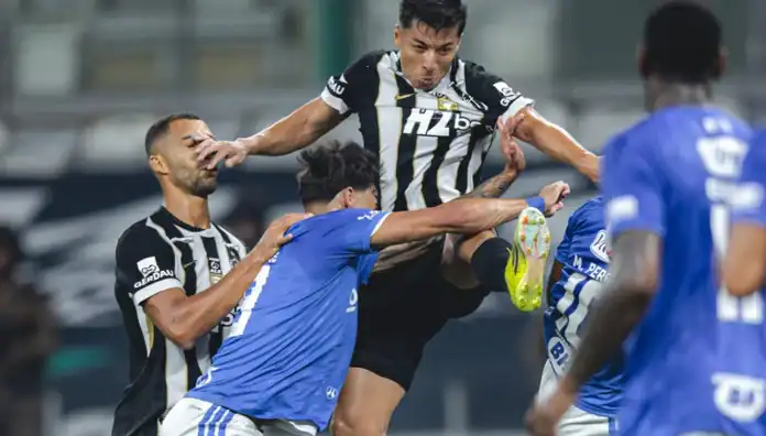 55137021440_001cccf76d_oscalede1773012174738_152554 طرد 23 لاعباً في ديربي مينيراو بعد شجار جماعي