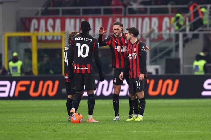 63908537631681 ميلان يفوز على إنتر 1-0 ويُقلص الفارق إلى 7 نقاط