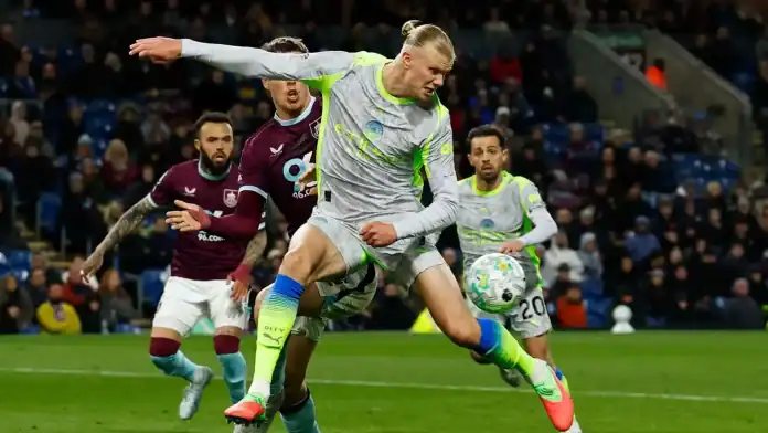 d34d6210-c901-41a2-af7e-10237225b118 مانشستر سيتي ينتزع صدارة الدوري الإنجليزي