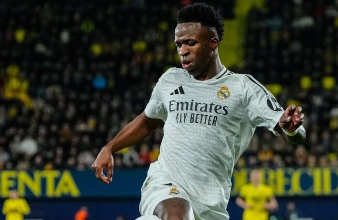 أربعة لاعبين من ريال مدريد مهددون بالإيقاف قبل صدام أرسنال الأوروبي