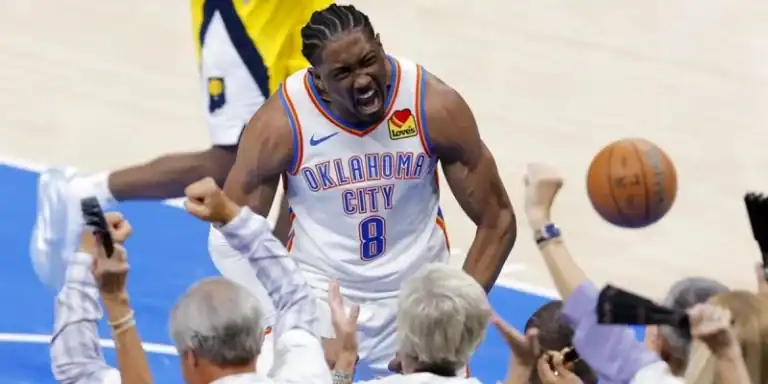 أوكلاهوما ثاندر تقترب من لقب NBA بعد الفوز على إنديانا