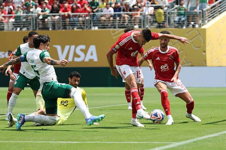 الأهلي يخسر أمام بالميراس 2-0 في مونديال الأندية