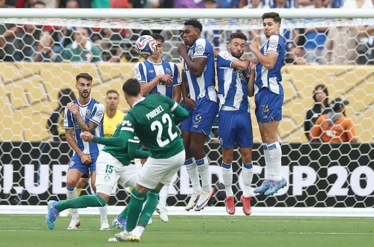 تعادل سلبي بين بالميراس وبورتو في كأس العالم للأندية
