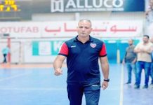 أحمد الغربي يواصل مشواره مع أولمبيك المكنين لكرة اليد
