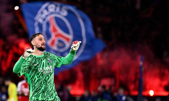 Paris Saint-Germain v Arsenal FC - UEFA Champions League 2024/25 Semi Final Second Leg غالطة سراي يستهدف دوناروما لتعزيز حراسة المرمى