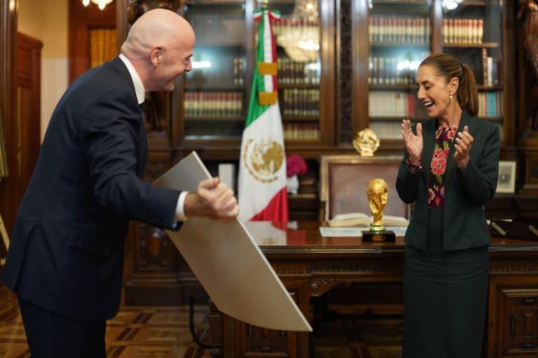 مكسيكو.. التحضيرات لمونديال 2026 في صلب لقاء بين شينباوم وإنفانتينو