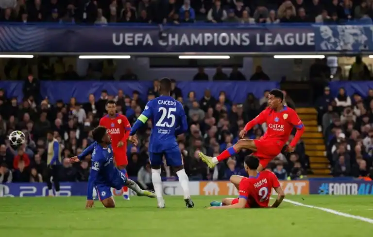 باريس سان جيرمان يسحق تشيلسي 3-0 ويتأهل بـ8-2 إجمالياً