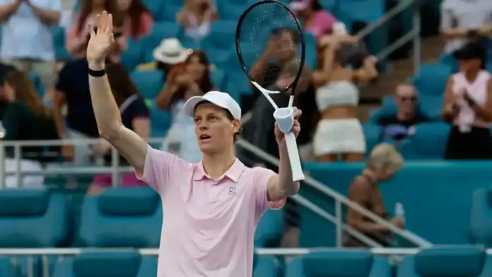 1774560933050FwBbIwebp-1774560933051_highres سينر وزفيريف في نصف نهائي ماسترز ميامي