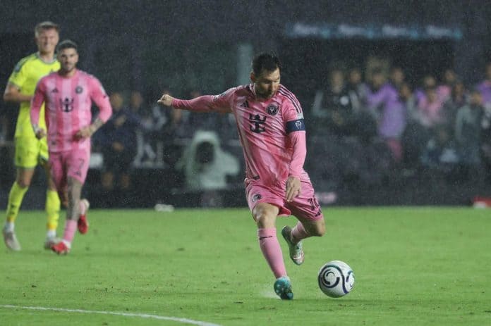 2267301429 ميسي يسجل هدفه الـ900 لكن إنتر ميامي يودع دوري أبطال الكونكاكاف