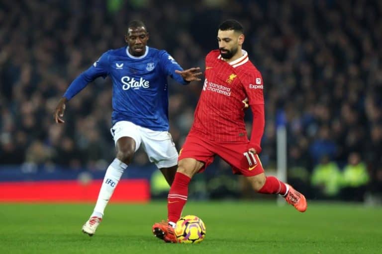 ليفربول يهزم إيفرتون في ديربي ميرسيسايد