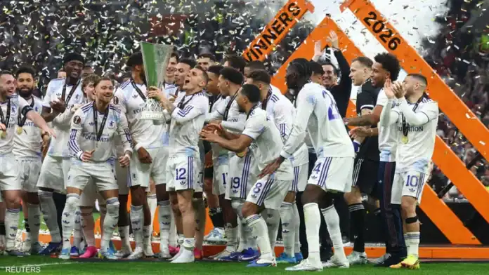 1-1870659 أستون فيلا بطلاً للدوري الأوروبي بثلاثية
