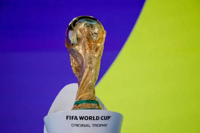 FIFA-World-Cup-Trophy-Ahead-Of-The-2026-FIFA-World-Cup هدافو كأس العالم عبر التاريخ