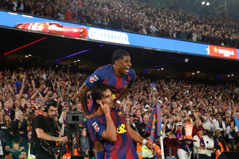 برشلونة يهزم ريال مدريد ويتوج بلقب الليغا