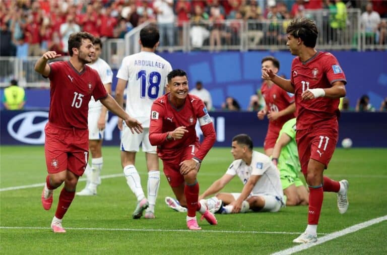 البرتغال تكتسح أوزبكستان بخماسية في كأس العالم