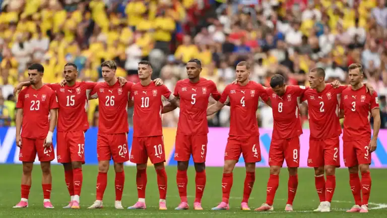 سويسرا تقصي كولومبيا وتواجه الأرجنتين