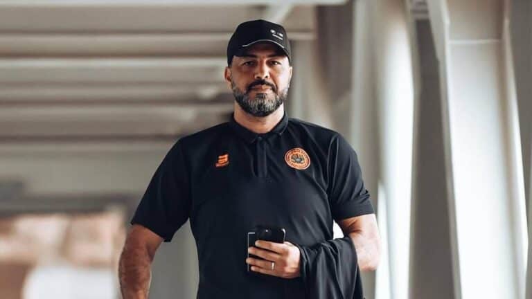 معين الشعباني مدربا لمنتخب تونس حتى 2030