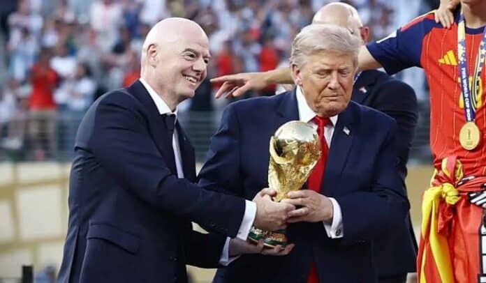 images (2) مقترح بيع حقوق كأس العالم يثير رفض يويفا وكونكاكاف
