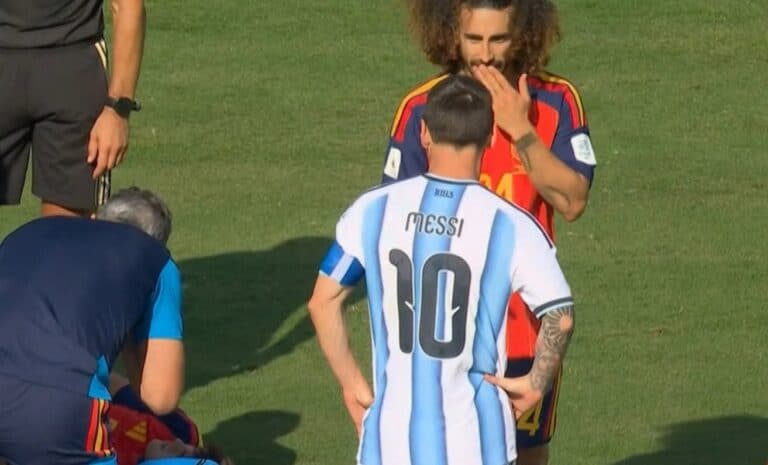كوكوريلا يكشف ما قاله لميسي في نهائي المونديال