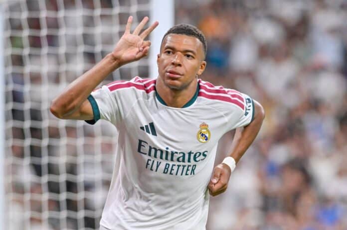 566803 مبابي يسجل هاتريك ويقود ريال مدريد للفوز على سوسييداد