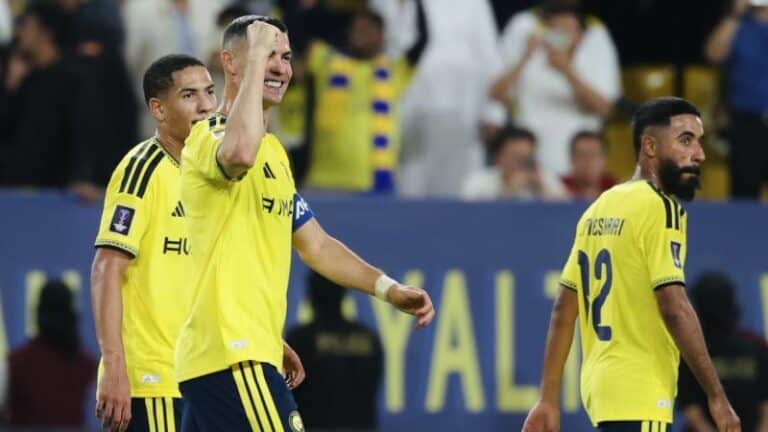 Ronaldo marque son 981e but et mène Al-Nassr à la victoire face à Neftchi