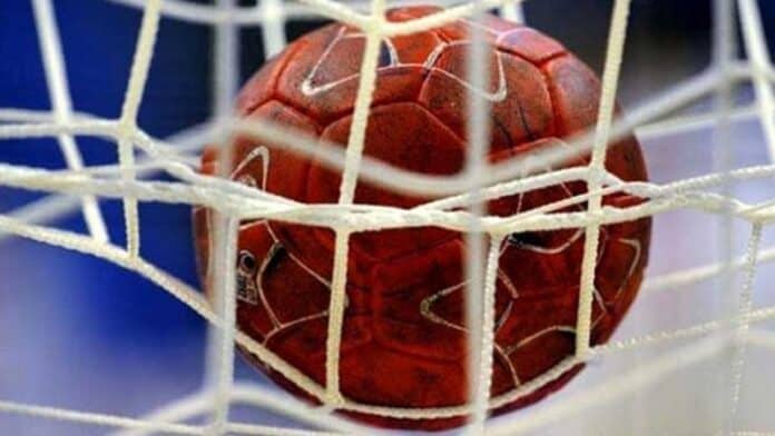 sans_titre_4566-2 Des joueurs de handball tunisiens lors d'un match du championnat d'élite